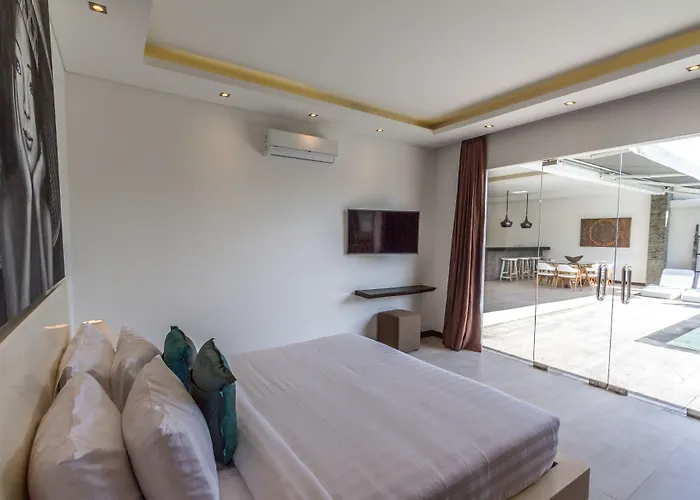 Villa Nala Tropical 3Br Oasis In Seminyak Сasa de vacaciones
