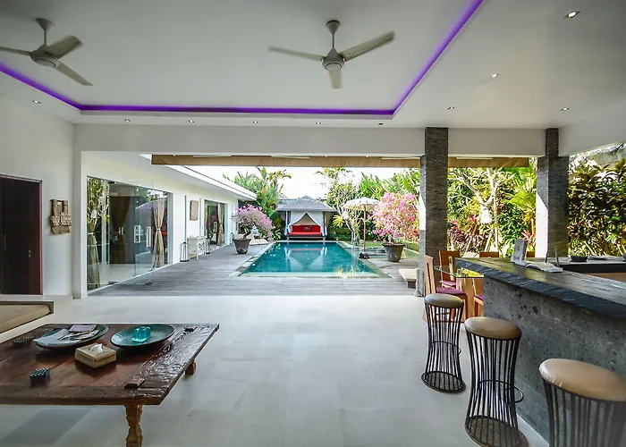 Villa Nala Tropical 3Br Oasis In Seminyak Сasa de vacaciones *