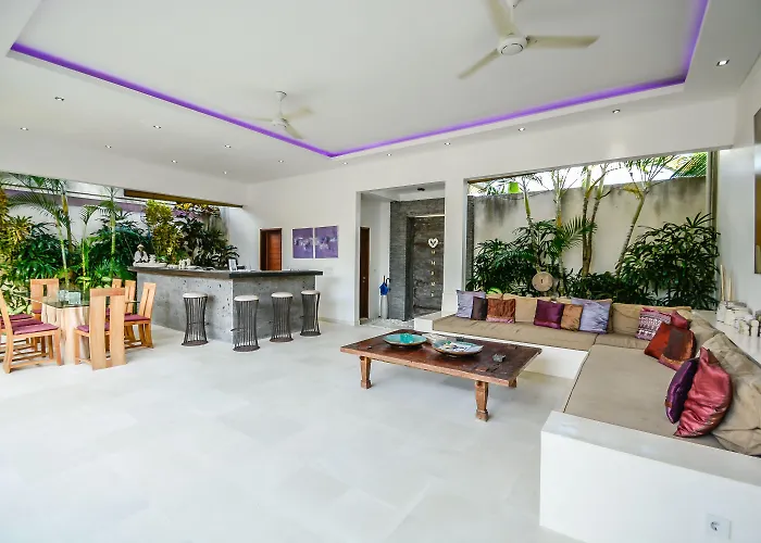 Villa Nala Tropical 3Br Oasis In Seminyak *