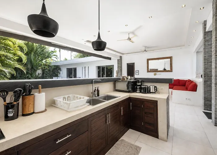 Сasa de vacaciones Villa Nala Tropical 3Br Oasis In Seminyak