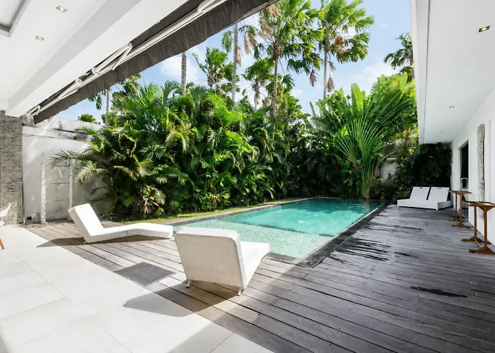 Villa Nala Tropical 3Br Oasis In Seminyak *